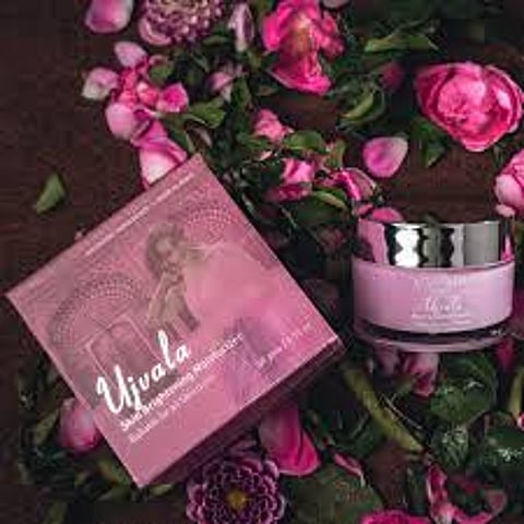 HAAPPY HERBS - BEAUTIFUL NATURALLY Ujvala Skin Brightening Moisturizer